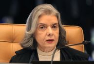 Cármen Lúcia nega direito de resposta a vídeo que chama Bolsonaro de “possuído” e “genocida”