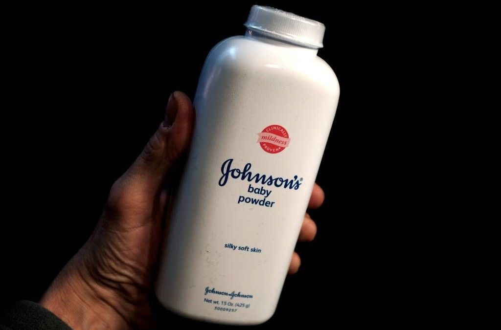 Johnson & Johnson terá que pagar R$ 90 milhões em caso de câncer causado  por talco de bebê | CNN Brasil