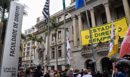 Carta pela democracia atinge um milhão de assinaturas
