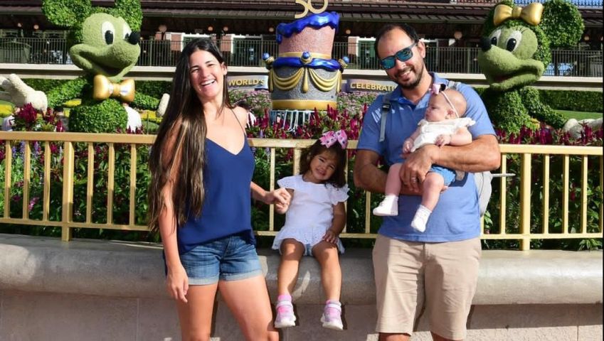 Lílian Deborba recuperou os movimentos das pernas após o tratamento / Acervo pessoal