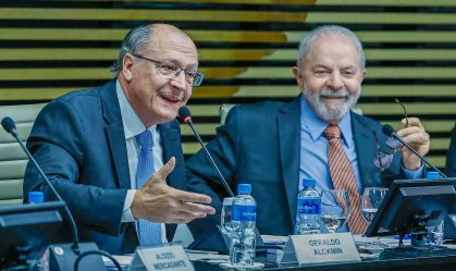 Escudeiro de Alckmin conquista PT e obtém papel na transição de governos
