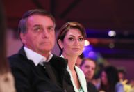 Governo retira sigilo de 100 anos de visitas a Michelle Bolsonaro
