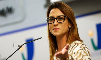 Soraya Thronicke diz querer combater evasão escolar e defende isenção de IR a professores