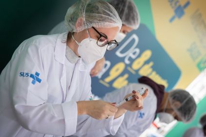 Média móvel de mortes por Covid