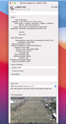 | Metadados da foto 2 usada no post verificado, enviados pelo repórter fotográfico Sérgio Lima, do Poder 360