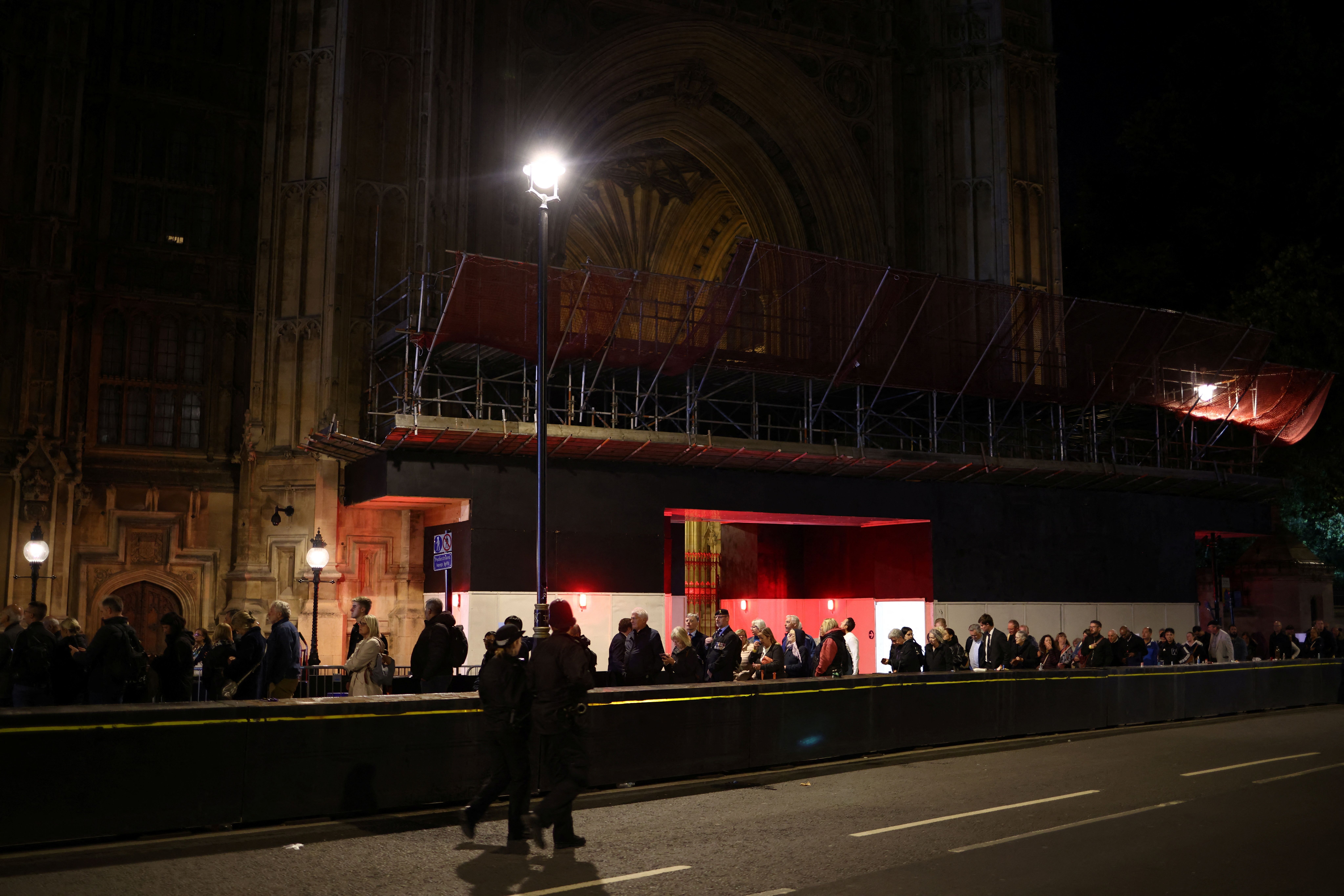 Fila para velório da rainha Elizabeth