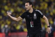 Brasil x Argentina: Scaloni minimiza ausências de Neymar e Vini Jr