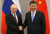 Putin convida Xi para visita à Rússia e diz que relações entre países são “as melhores da história”