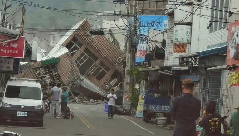 Photos of a powerful earthquake that struck southern province of Taiwan