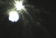 Novas fotos de satélite revelam momento do impacto da missão Dart com asteroide