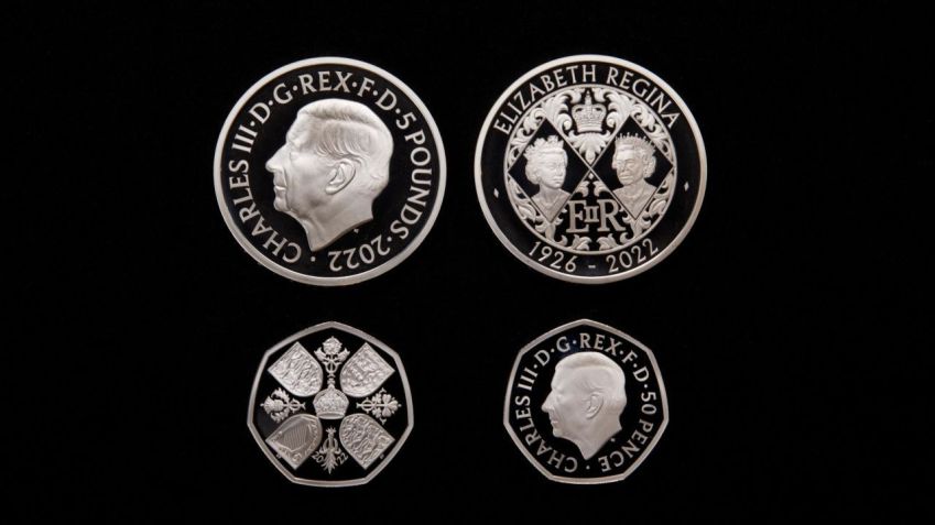 Os versos das moedas de 5 libras e 50 pence vão comemorar a rainha Elizabeth II/ Mark Eveleigh/Royal Mint Reino Unido