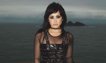 Demi Lovato faz publicação dizendo que turnê atual será a última da carreira