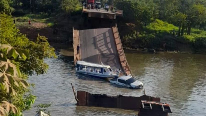 Ponte desaba no Amazonas