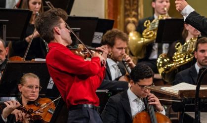 Brasileiro de 17 anos vence Prêmio Internacional de Violino Fritz Kreisler