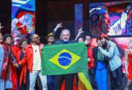 Ministro do TSE determina remoção de trechos de live de Lula com artistas