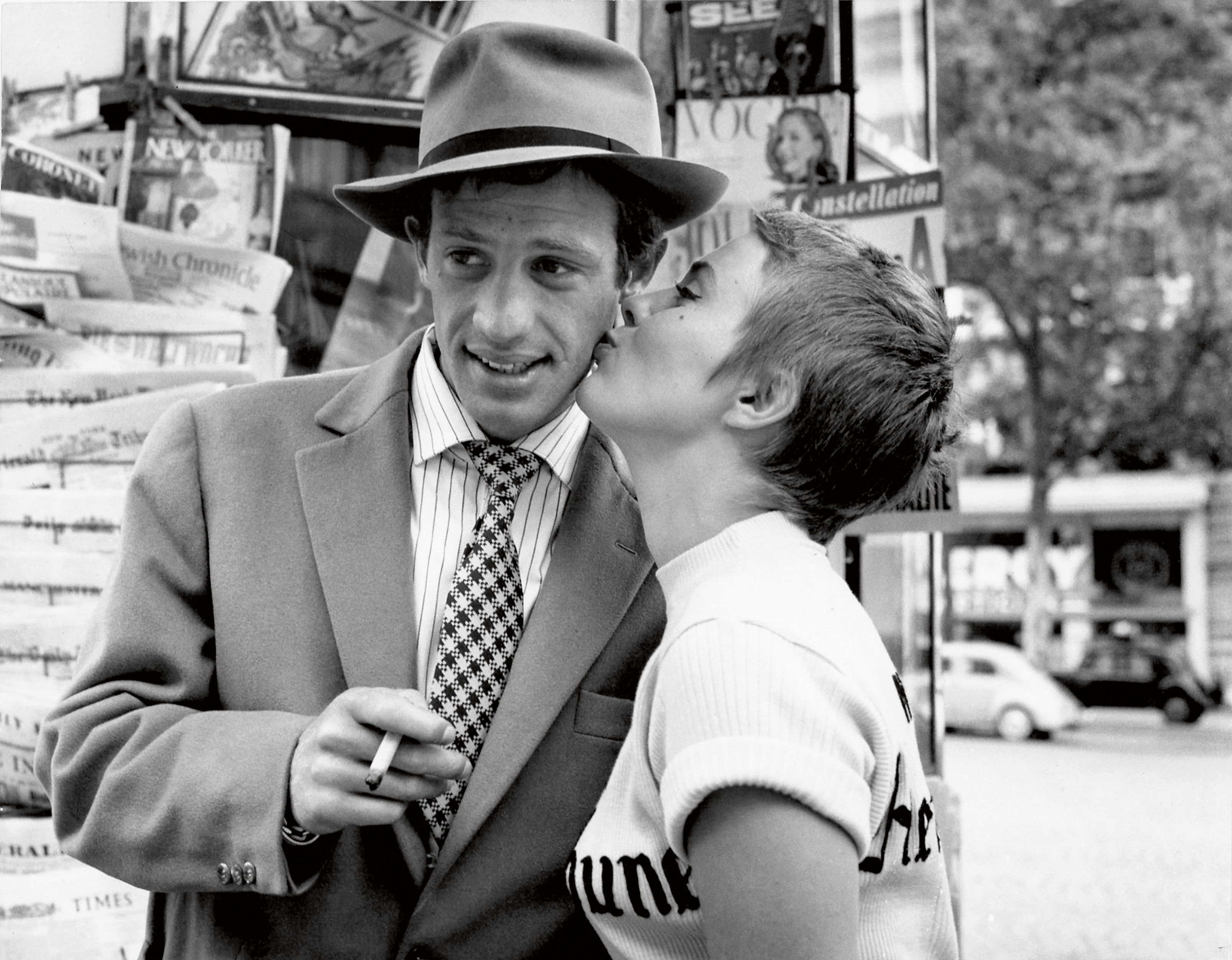 Jean‑Paul Belmondo e Jean Seberg, protagonistas de "Acossado" (1960) / Divulgação/Zeta Filmes