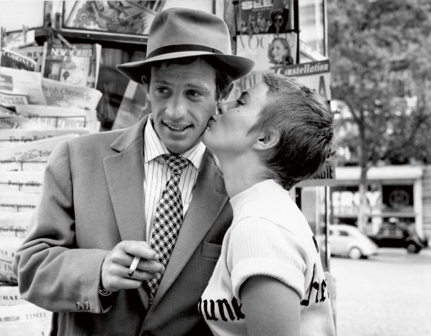 Jean‑Paul Belmondo e Jean Seberg, protagonistas de "Acossado" (1960) / Divulgação/Zeta Filmes
