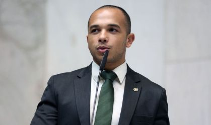 Conselho de Ética da Alesp irá apurar denúncias contra Douglas Garcia após ofensas a jornalista