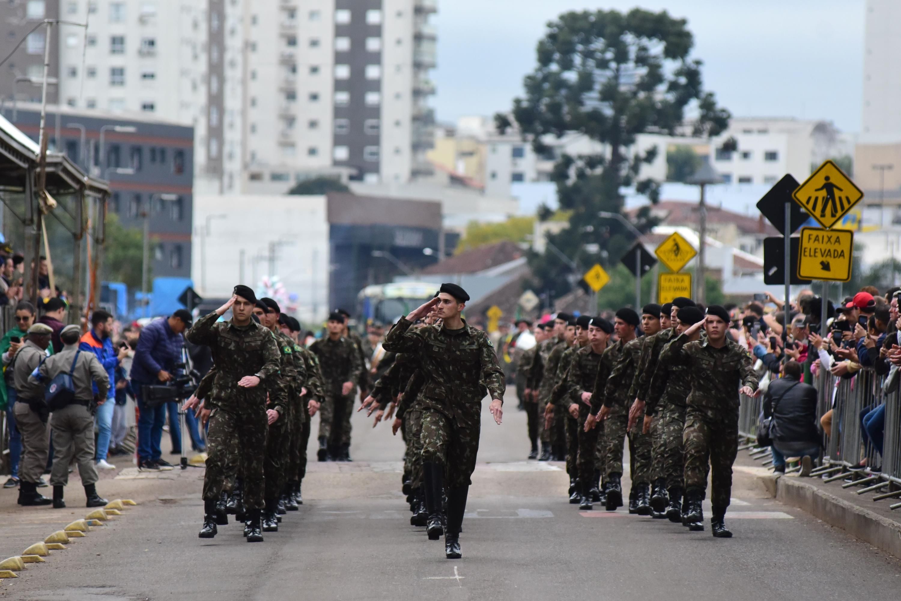 DESFILE 7 SETEMBRO PASSO FUNDO
