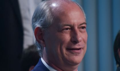 O candidato na disputa pelo Palácio do Planalto, Ciro Gomes (PDT), no debate entre presidenciáveis promovido pela TV Globo