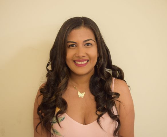 Escritora Ariana Godoy fala sobre sucesso de livros que ganharam adaptação para a Netflix / Arquivo Pessoal/Ariana Godoy