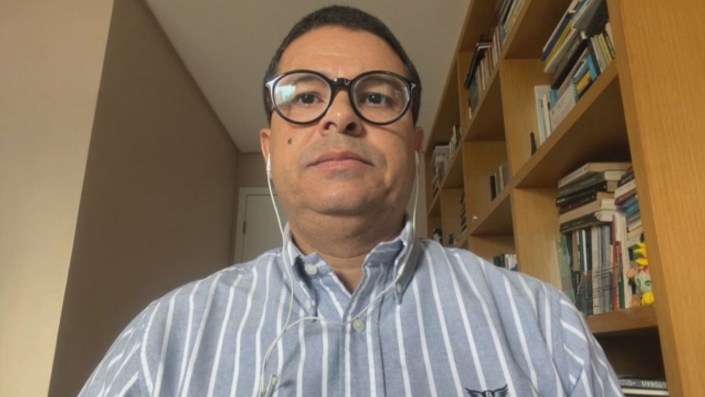 Adriano Oliveira, doutor em Ciência Política e professor da UFPE