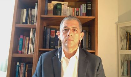 Busca pelo voto útil pode inviabilizar alianças no 2º turno, diz professor