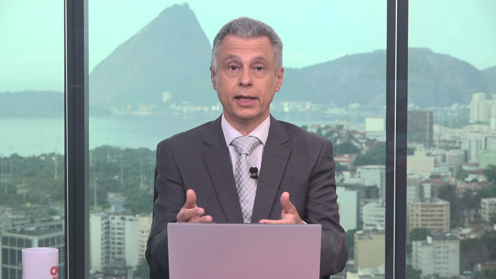 Fernando Molica no quadro Liberdade de Opinião