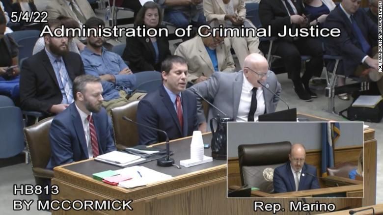 O deputado estadual da Louisiana Danny McCormick, o pastor Brian Gunter e o advogado Bradley Pierce (da direita para a esquerda) pediram aos legisladores estaduais que retirem seu projeto de lei do comitê no início deste ano / Câmara dos Representantes de Louisiana, nos EUA