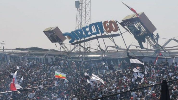 Parte de estrutura do Estado Monumental, no Chile, desaba