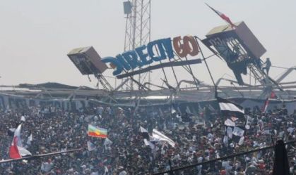 Parte de estrutura do Estádio Monumental, no Chile, desaba e deixa feridos