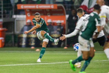Bruno Tabata não foi nem relacionado para o jogo contra o Bolívar-BOL