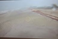 Flórida: Autoridades alertam moradores para riscos após água de praia recuar por causa de furacão