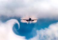 Turbulência severa em aviões pode triplicar com as mudanças climáticas