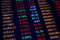 Ações "pesos pesados" do Ibovespa operam em alta em dia de recorde na bolsa