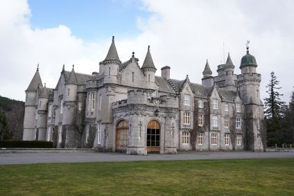 Vista geral do Castelo de Balmoral, residência da família real britânica na Escócia, em 30 de março de 2022.