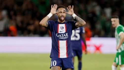 Neymar Jr, do Paris Saint Germain (PSG), comemora gol durante a partida da Liga dos Campeões da UEFA contra o Maccabi Haifa 14.09.22