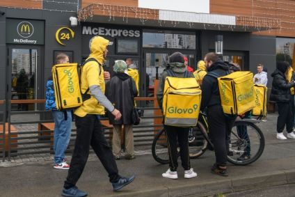 McDonald&#039;s reabre algumas lojas na Ucrânia para delivery pela primeira vez desde invasão russa. Foto de 20 de setembro de 2022