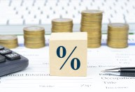 Bancos Centrais da Europa dobram aposta em mensagens duras de política monetária