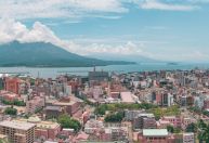 Milhões de japoneses são obrigados a evacuar casas devido ao tufão Nanmadol
