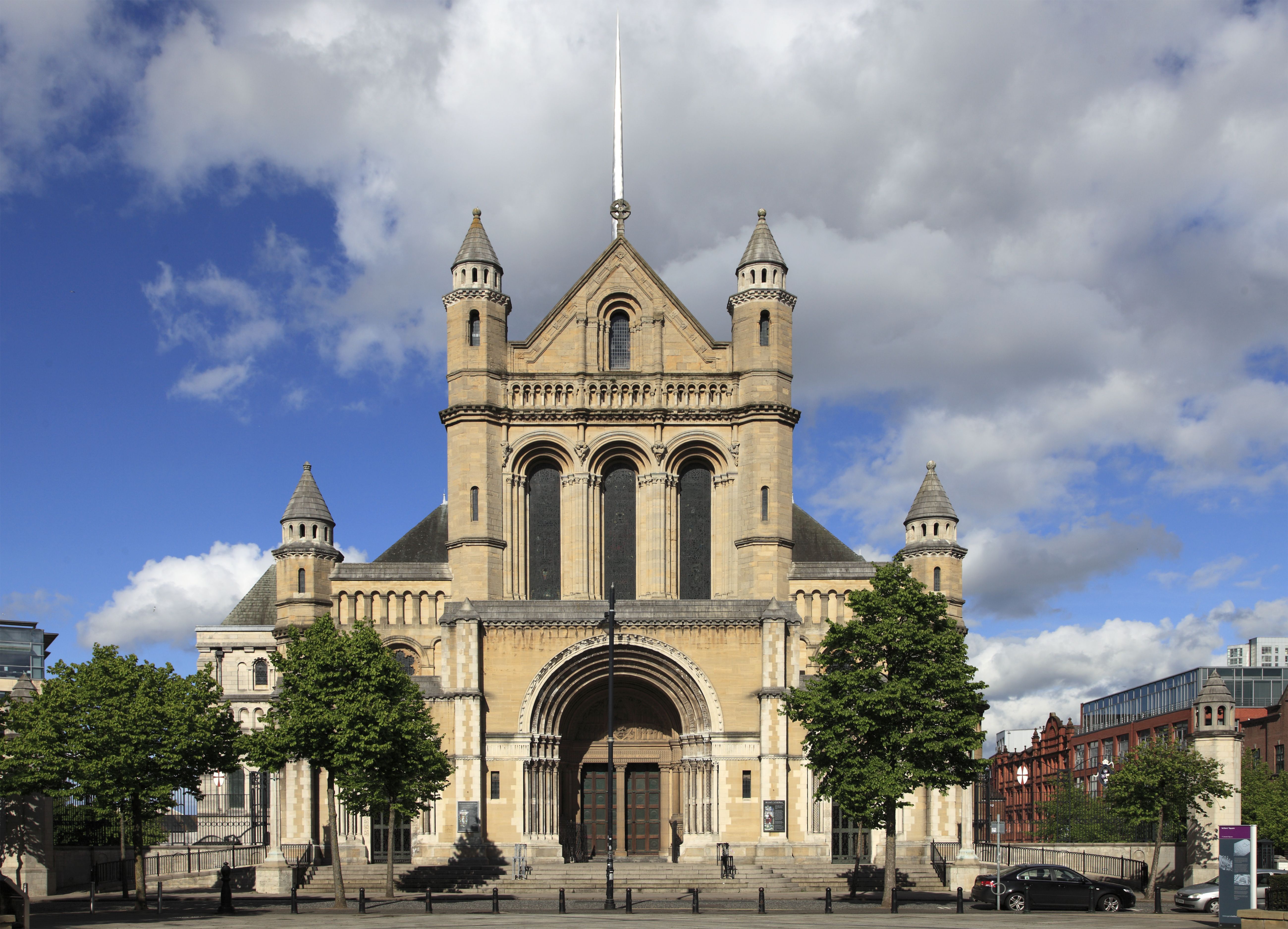 Imagem de destaque do post: Irlanda do Norte tem mais católicos do que protestantes pela primeira vez