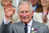 Cerimônia de coroação de Charles deve ocorrer em até um ano