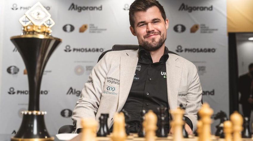 O norueguês Magnus Carlsen é pentacampeão mundial de xadrez/ Reprodução/Instagram