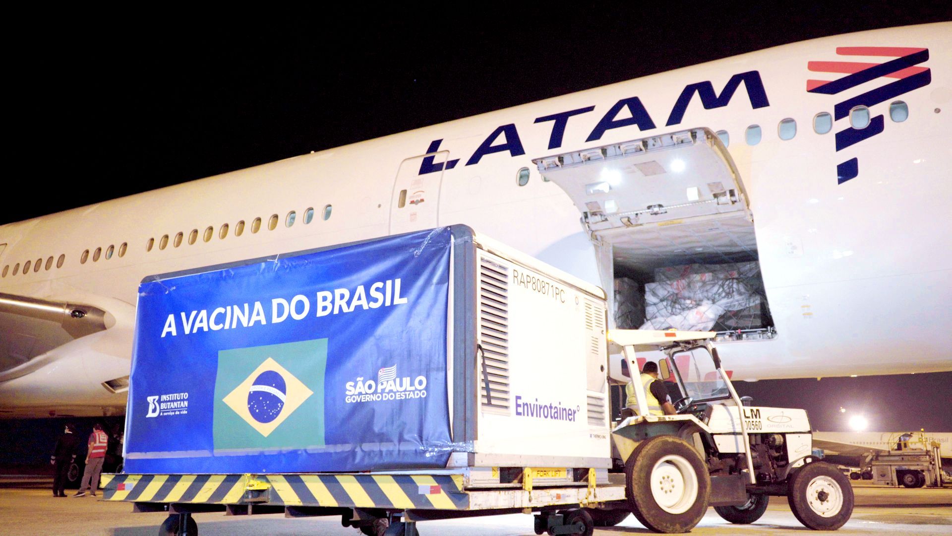 Tema 1 Avião Solidário com foco em Vacinas