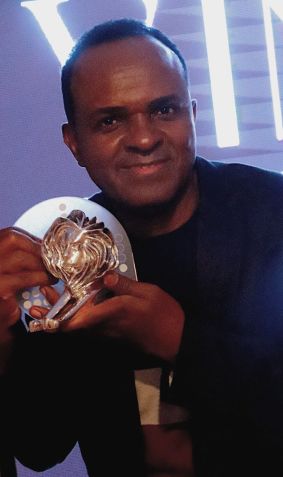 A agência de publicidade FCB recebeu cinco "Leões de Ouro" com uma campanha publicitária da revista Raça