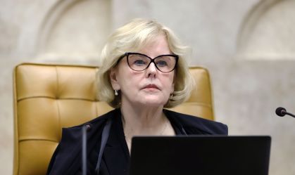 Rosa Weber se despede do STF e relembra o 8/1: “Resposta firme fortaleceu a democracia”
