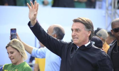 “Palácio da Alvorada é minha residência”, diz Bolsonaro ao questionar TSE