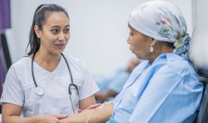 Imunoterapia antes de cirurgia de melanoma avançado reduz o risco de recidiva