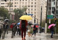 São Paulo e Rio devem ter chuvas isoladas durante o Natal, diz previsão do tempo