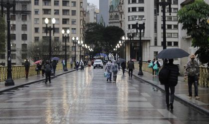 Cidade de SP registra 12ºC antes de chegada de massa de ar polar e frio recorde